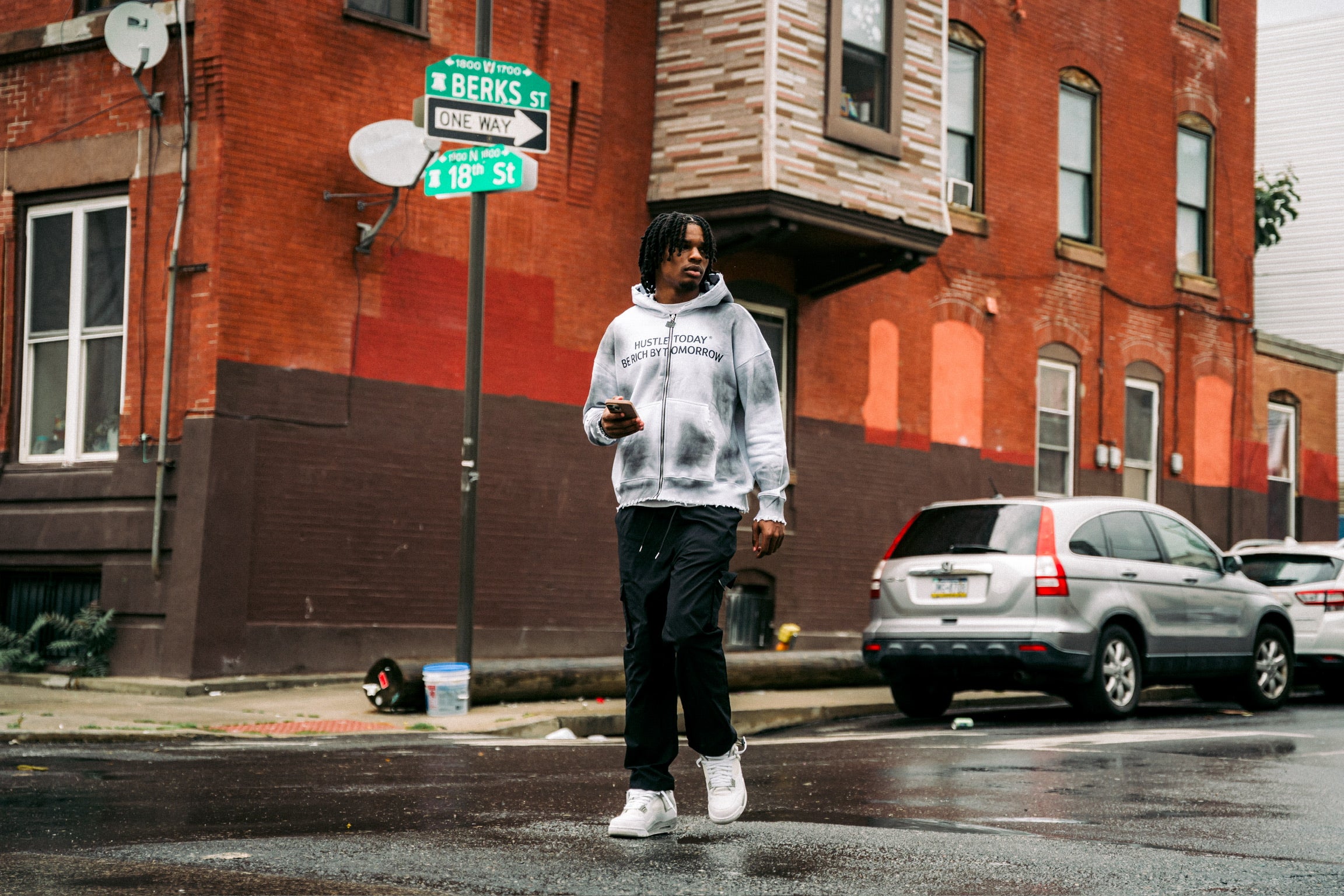 WHITE SUNFADE ZIP-UP